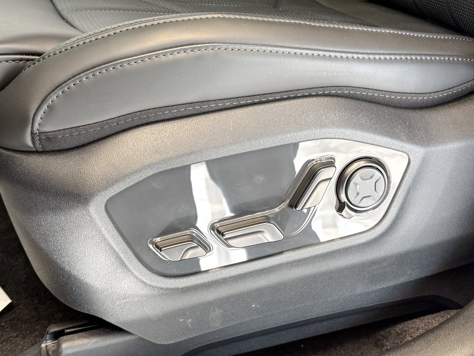 New 2027 Kia Telluride SX Prestige X-Pro image 16