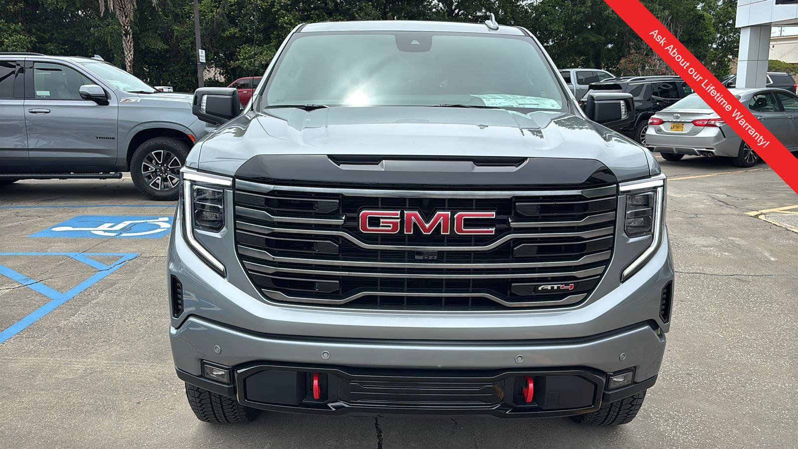 New 2026 GMC Sierra 1500 AT4 w/ AT4 Premium Package AWD/4WD image 2
