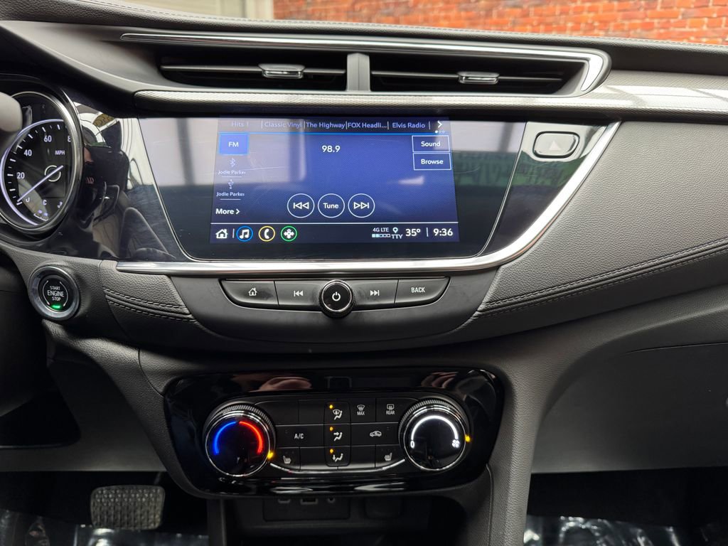 Used 2022 Buick Encore GX Preferred w/ Cold Weather Comfort Package image 16