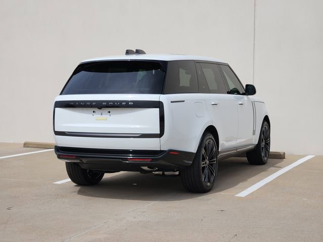 New 2026 Land Rover Range Rover Long Wheelbase SE image 4