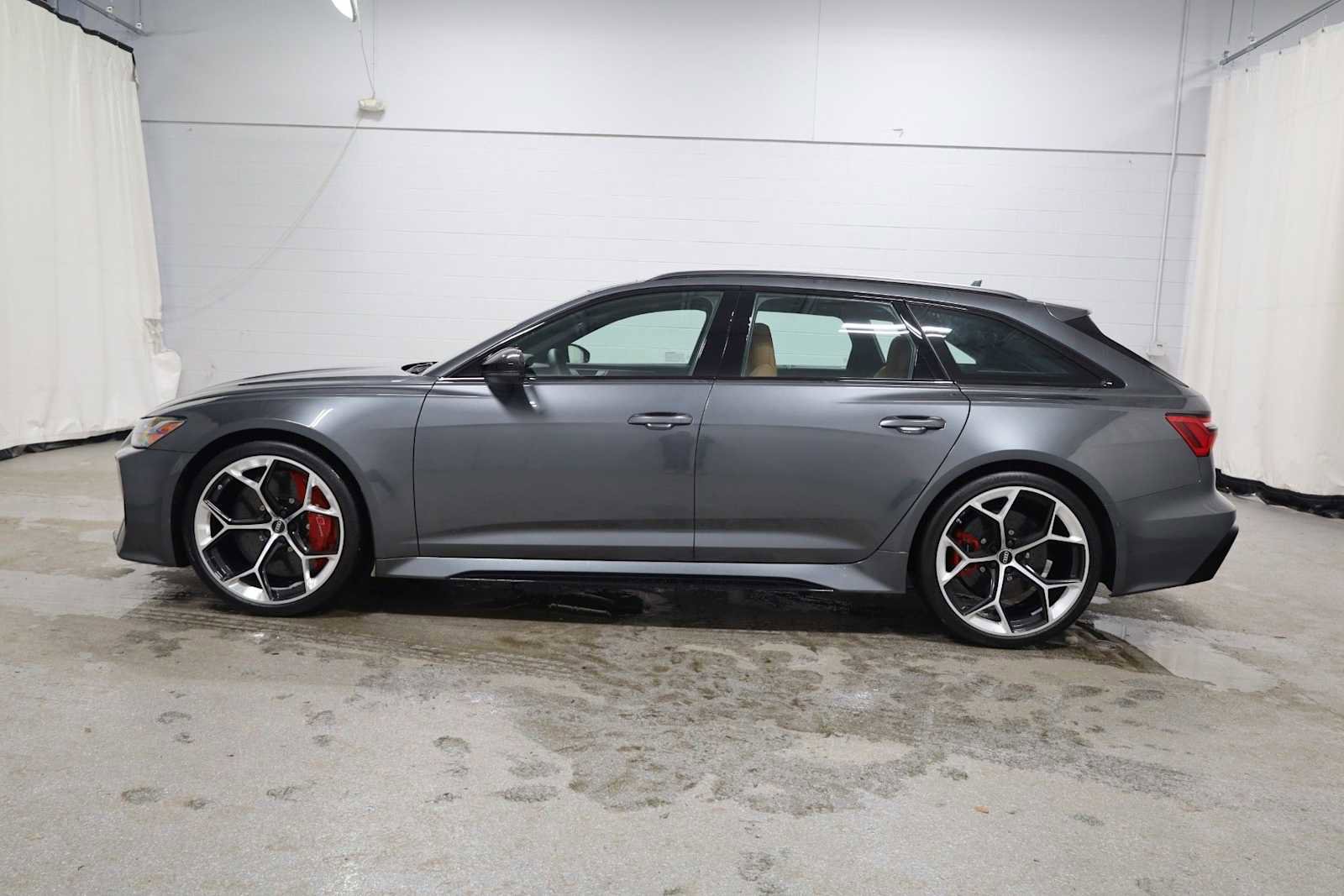 New 2026 Audi RS 6 performance image 2
