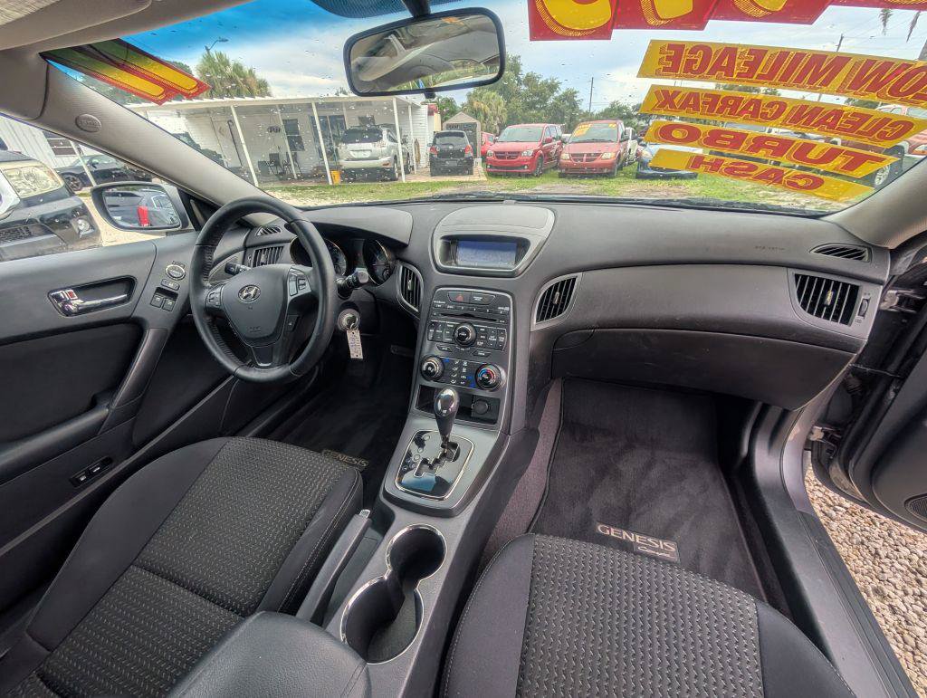 Used 2011 Hyundai Genesis 2.0T RWD image 14