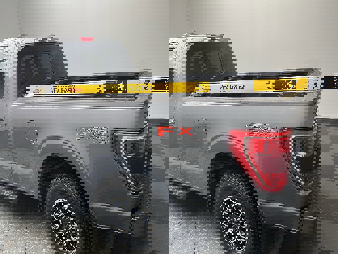 Used 2022 Ford F150 XLT w/ Equipment Group 302A High image 28