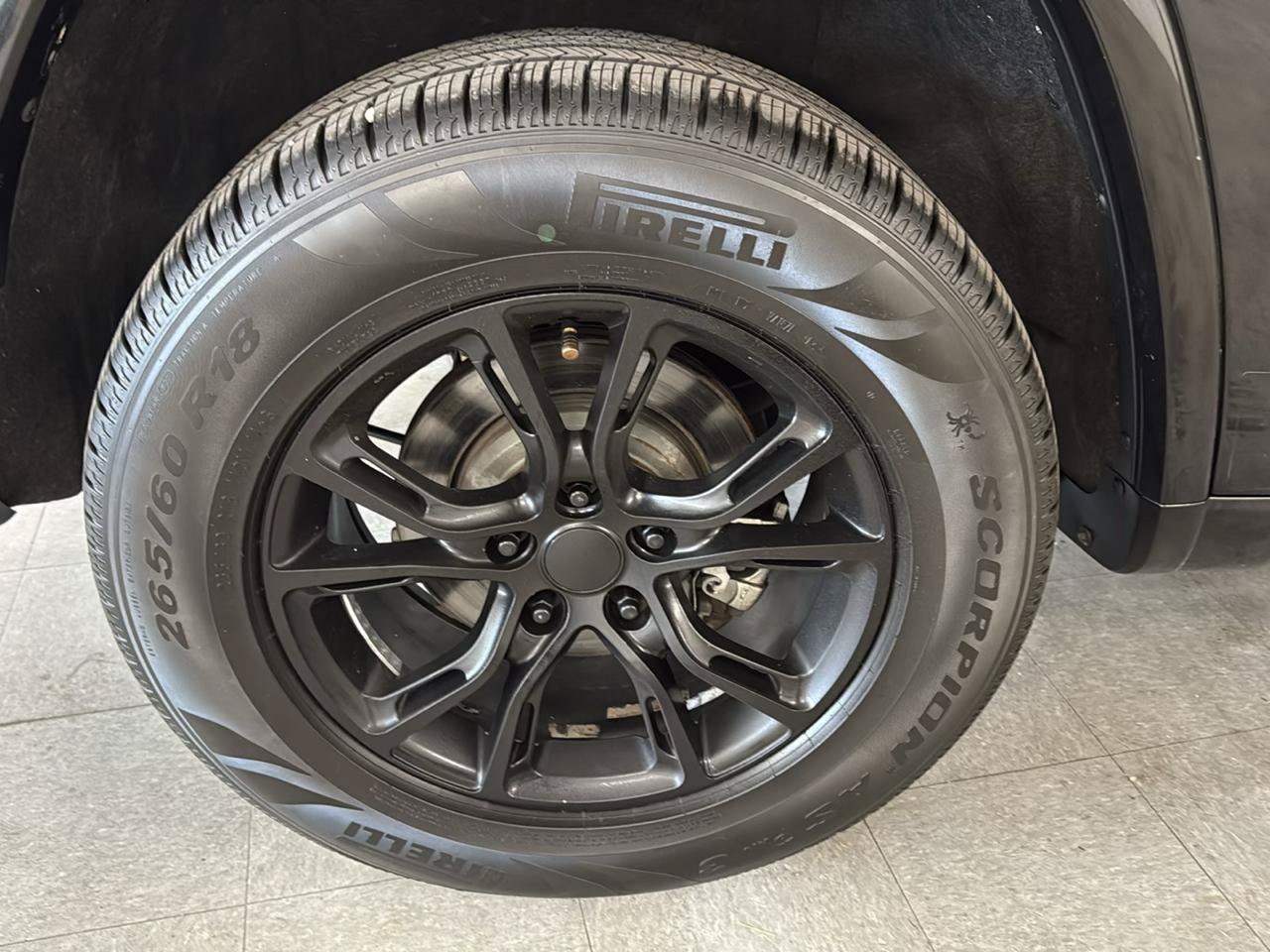 Used 2015 Jeep Grand Cherokee Overland AWD/4WD image 65