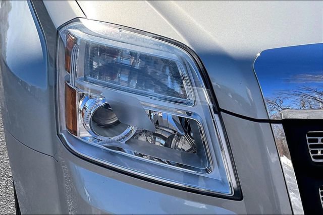 Used 2015 GMC Terrain SLT w/ Chrome Edition image 27