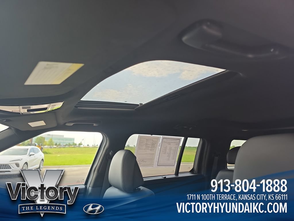 Used 2025 Hyundai Santa Fe Calligraphy FWD image 21