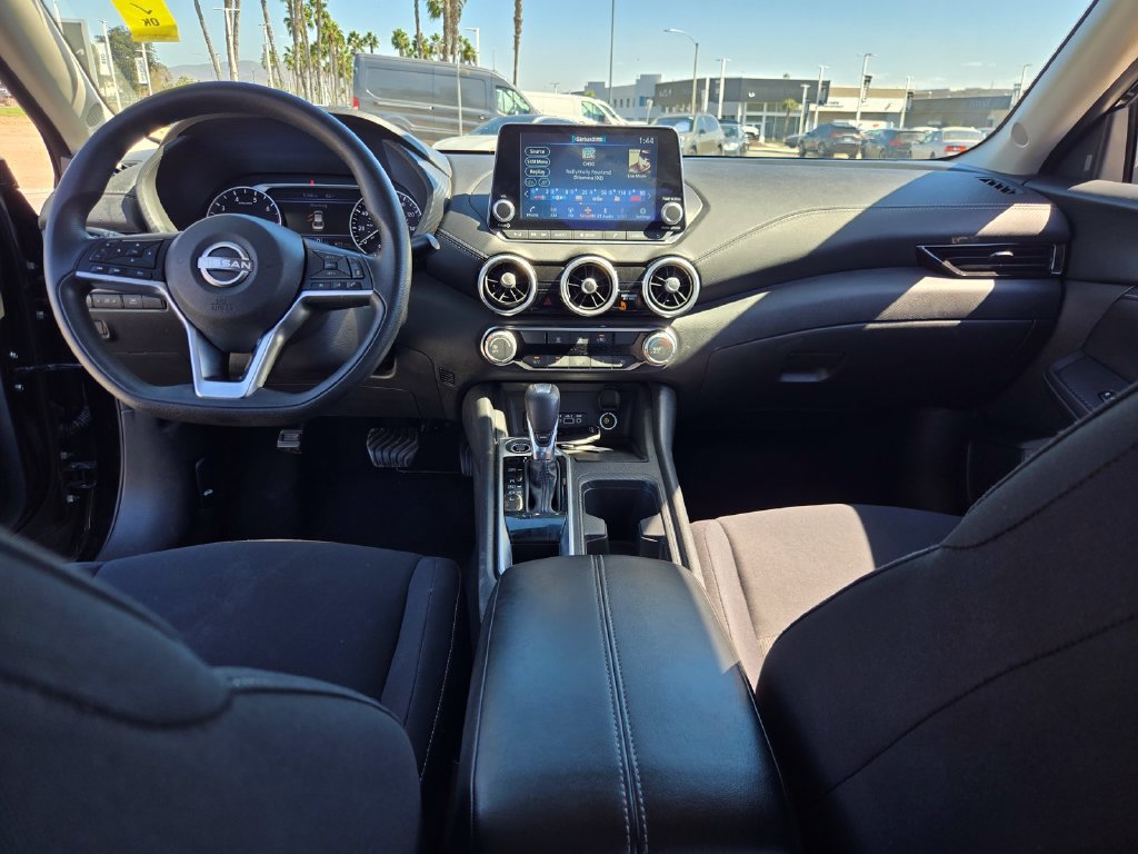 Used 2024 Nissan Sentra SV FWD image 13