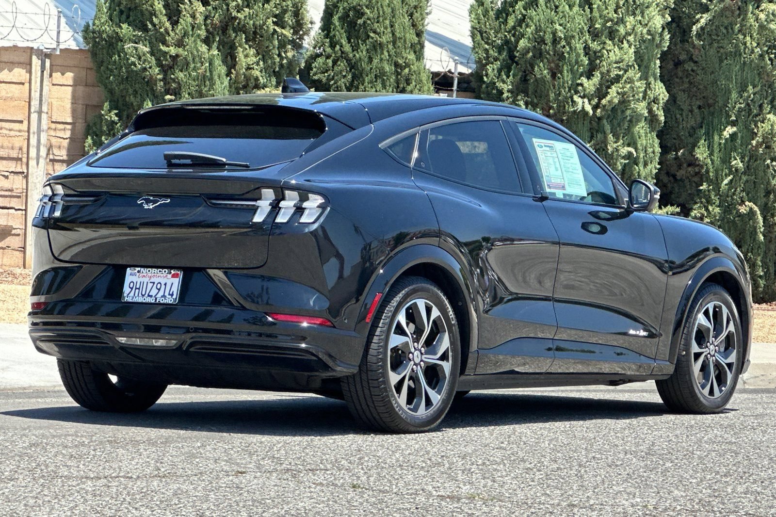 Used 2023 Ford Mustang Mach-E Premium RWD image 4