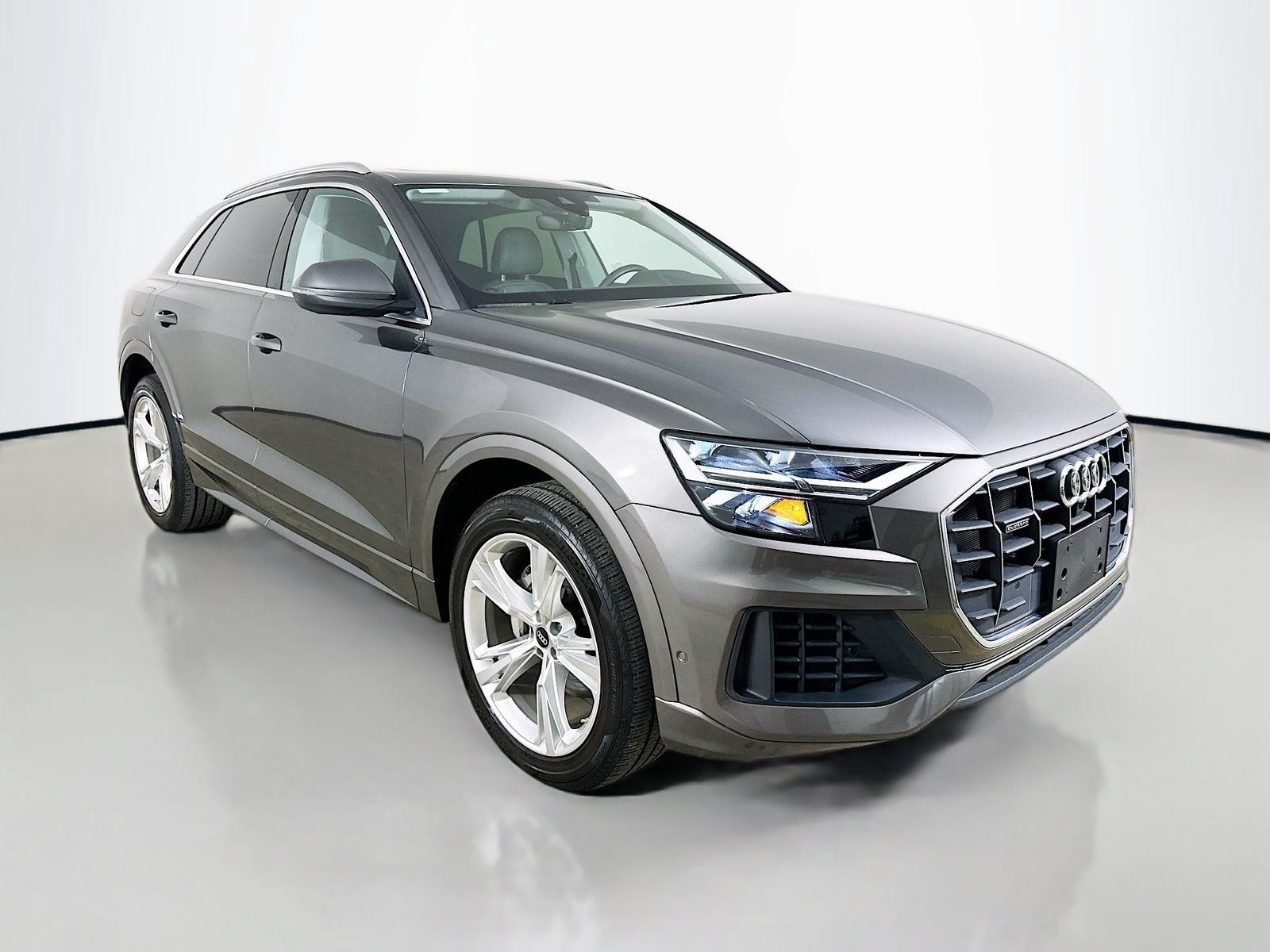 Used 2022 Audi Q8 Premium AWD/4WD image 3