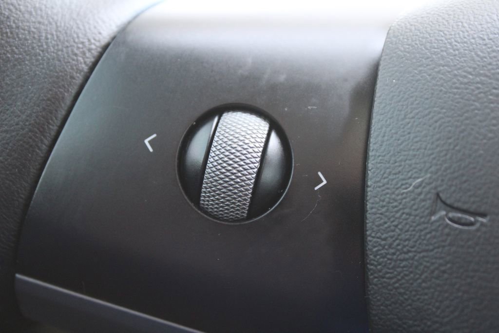 Used 2021 Tesla Model Y Long Range image 28