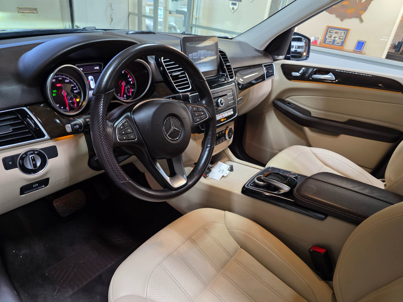 Used 2017 Mercedes-Benz GLE 350 GLE 350 4MATIC SUV image 16