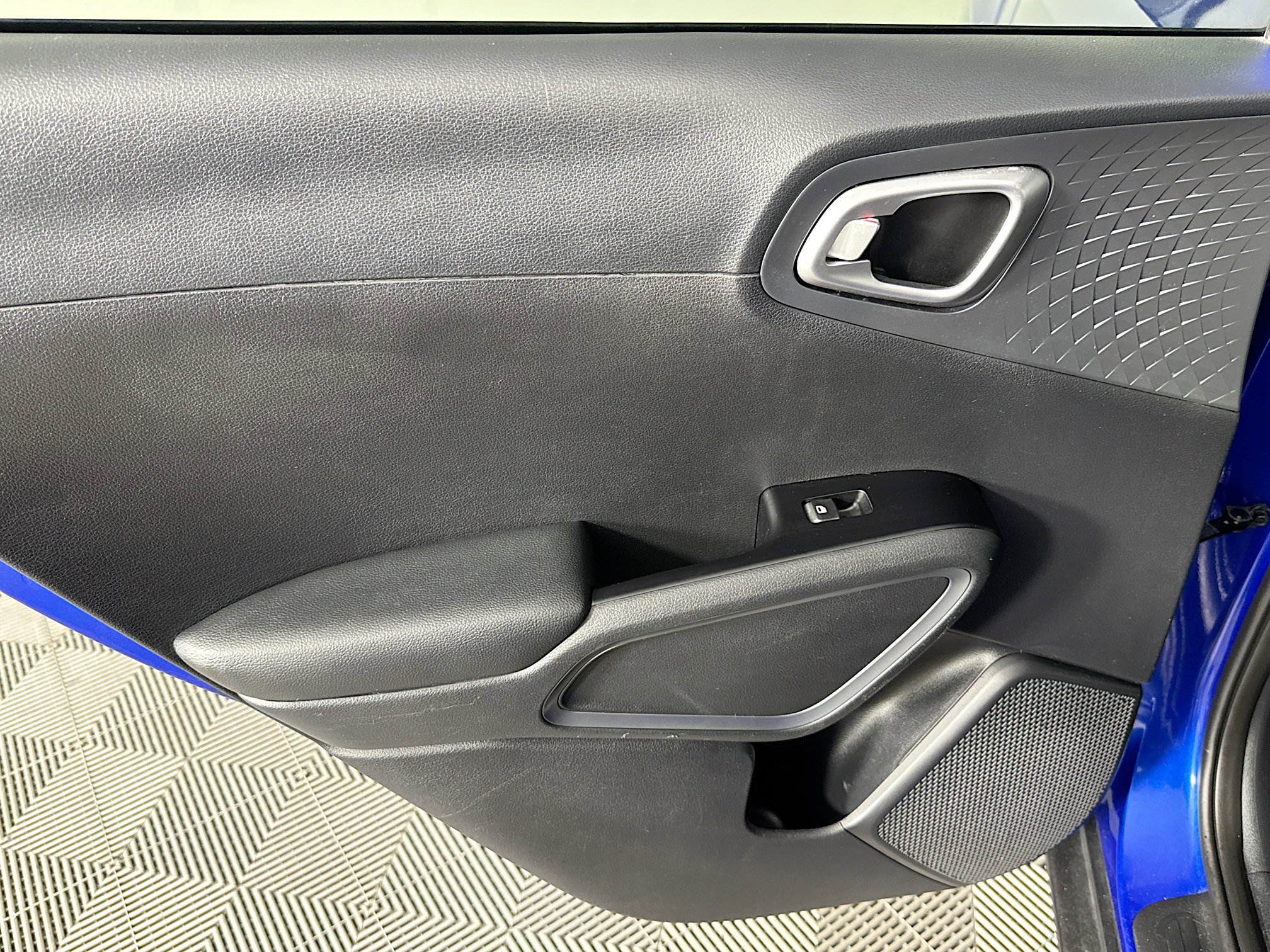 Used 2020 Kia Soul EX image 25