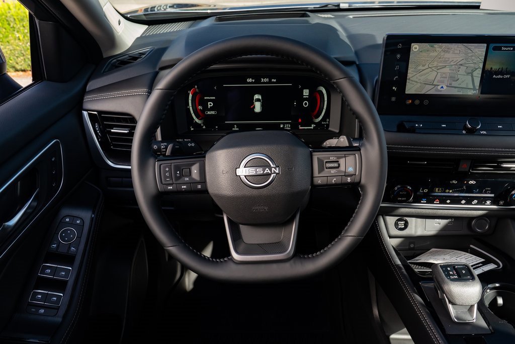 New 2026 Nissan Rogue Platinum image 12