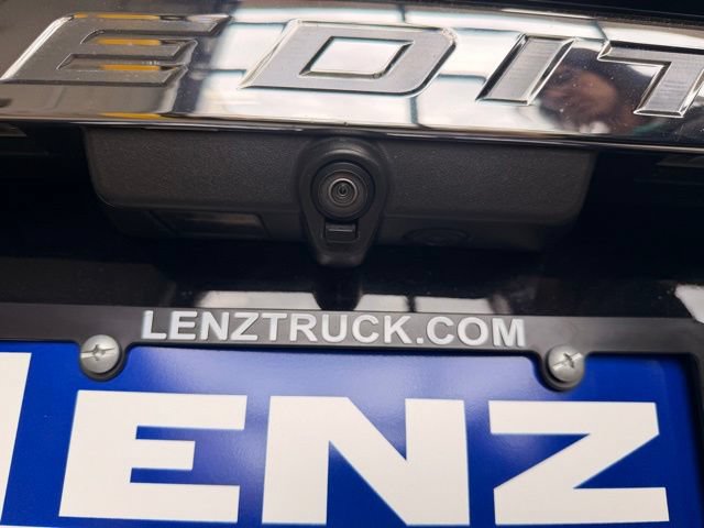Used 2020 Ford Expedition XLT w/ Equipment Group 202A AWD/4WD image 8