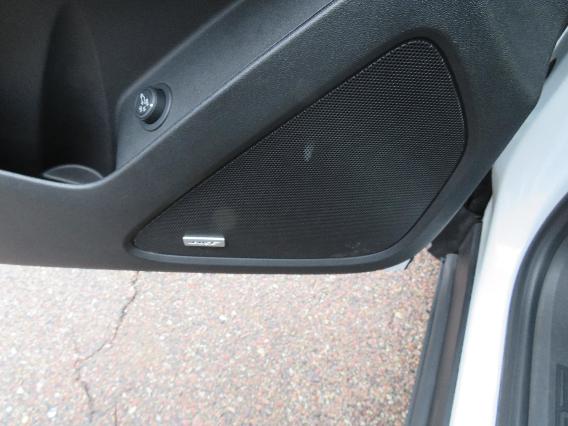 Used 2022 Chevrolet Equinox RS w/ RS Leather Package image 4