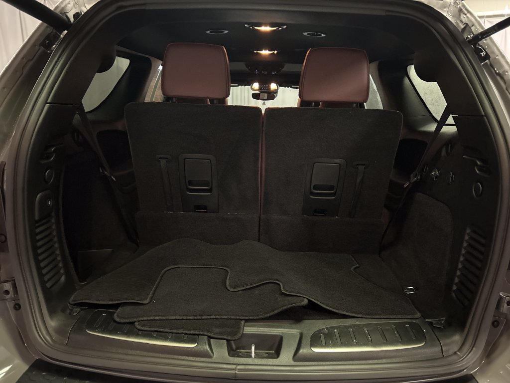Used 2025 Dodge Durango GT AWD/4WD image 26