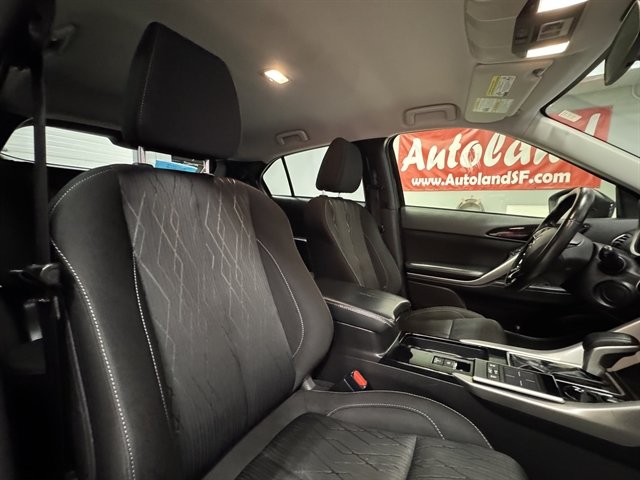 Used 2020 Mitsubishi Eclipse Cross SE FWD image 11