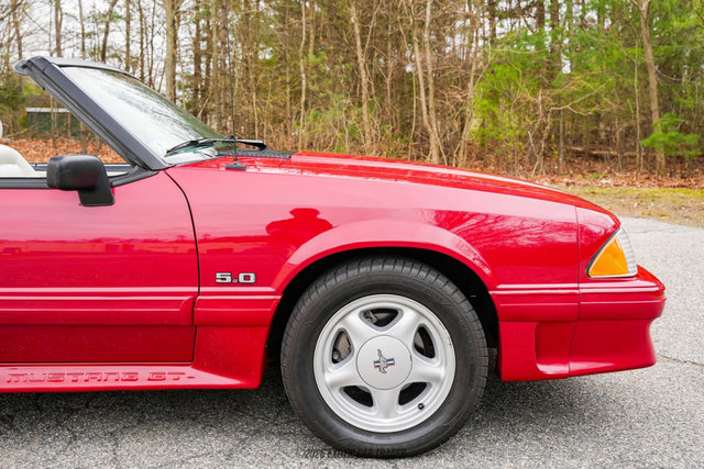 Used 1989 Ford Mustang GT RWD image 11