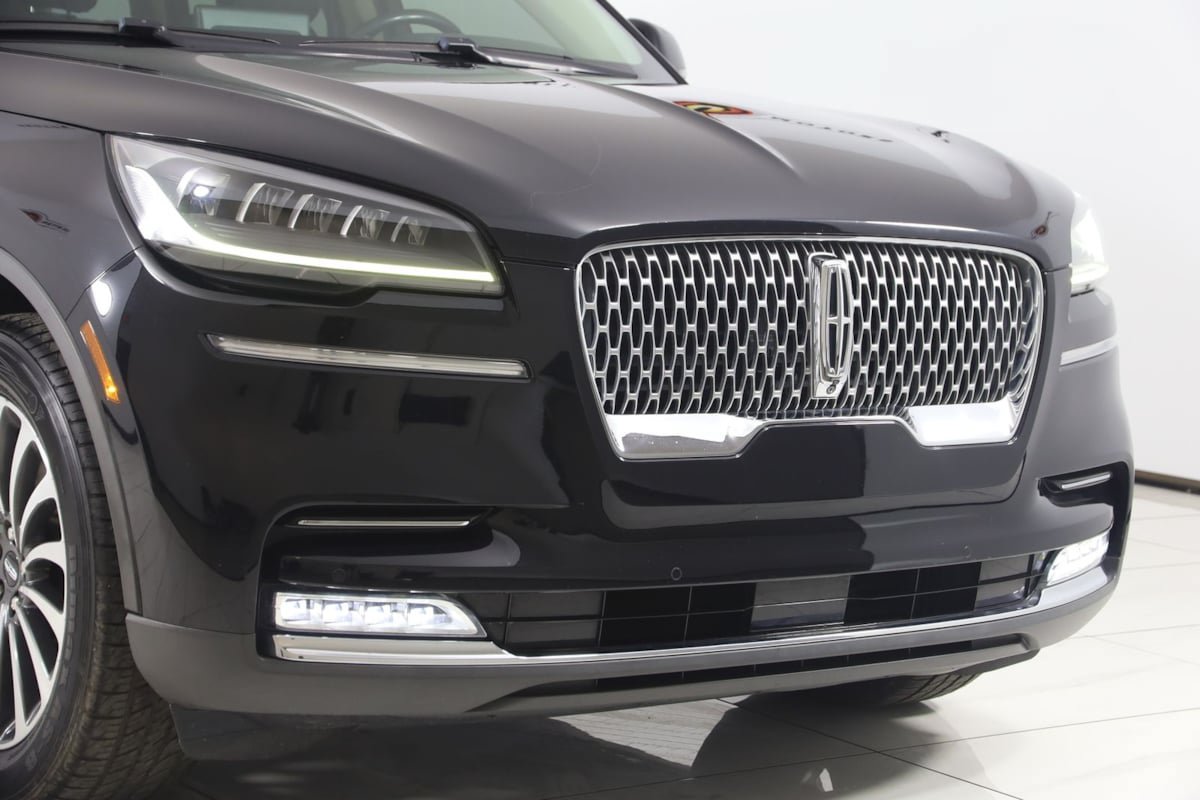 Used 2020 Lincoln Aviator Reserve w/ Class IV Trailer Tow Package AWD/4WD image 41