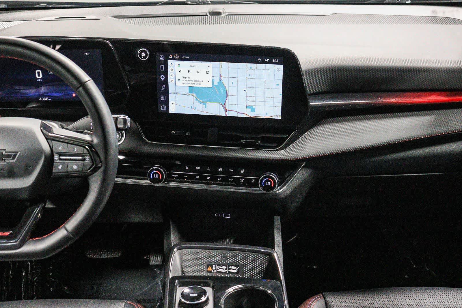 Used 2025 Chevrolet Equinox RS w/ Safety and Technology Package FWD image 14