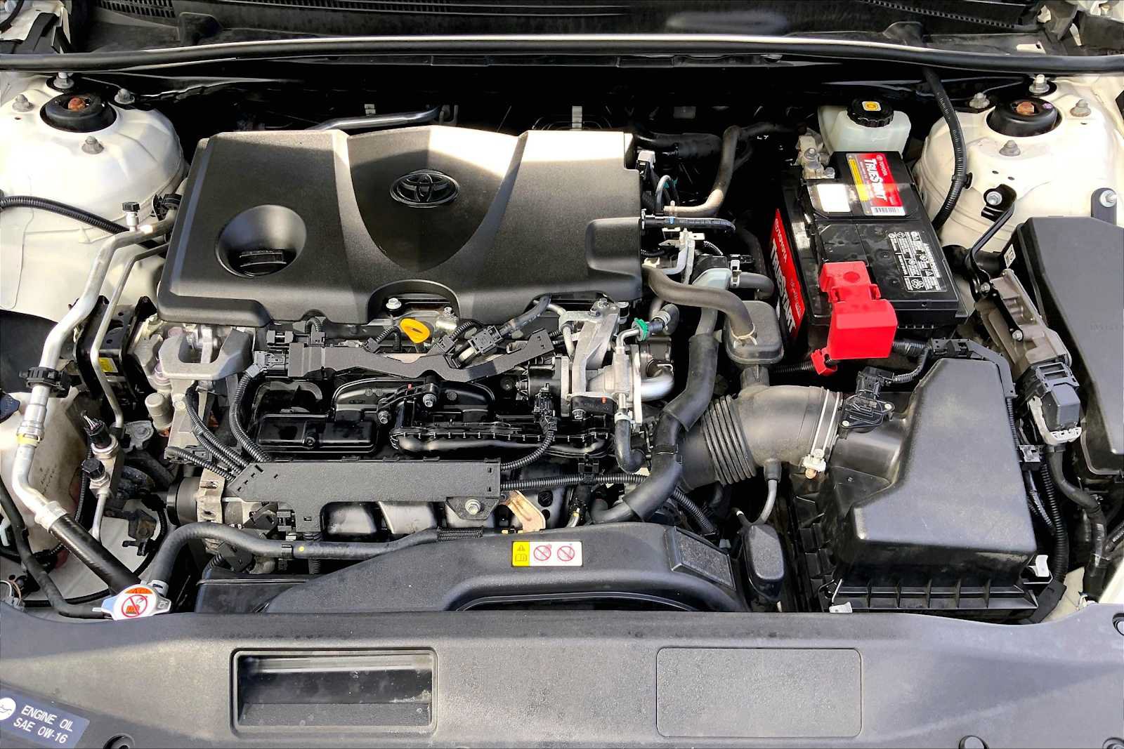 Used 2018 Toyota Camry SE FWD image 28