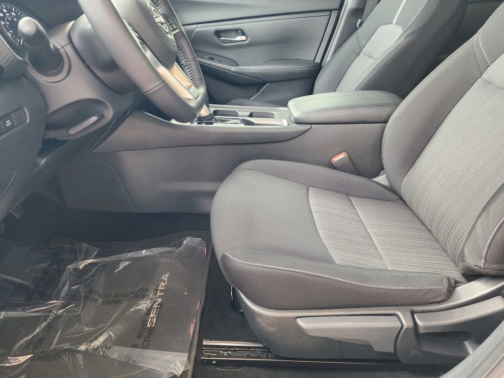 Used 2025 Nissan Sentra SV w/ All-Weather Package FWD image 24