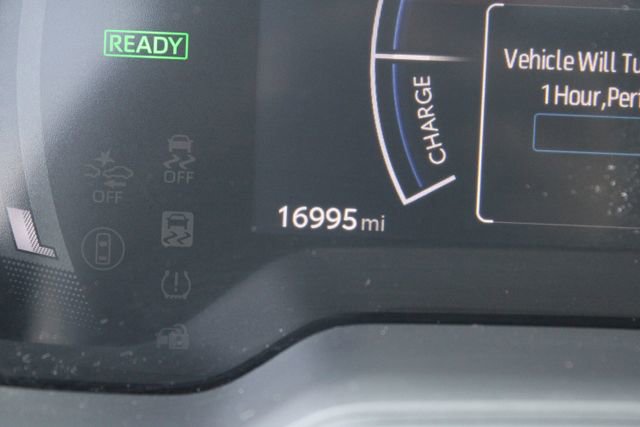 Used 2025 Toyota Corolla SE w/ SE Premium Package image 15