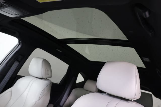 Used 2025 Acura RDX SH-AWD image 19