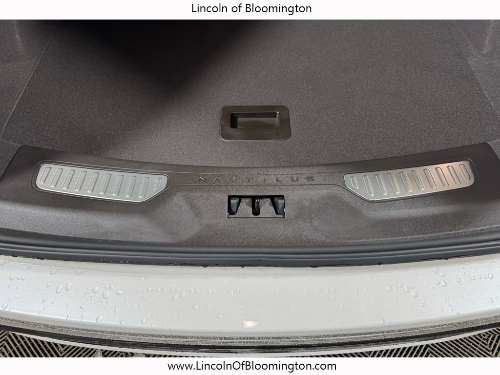 New 2026 Lincoln Nautilus Black Label w/ Jet Appearance Package image 70
