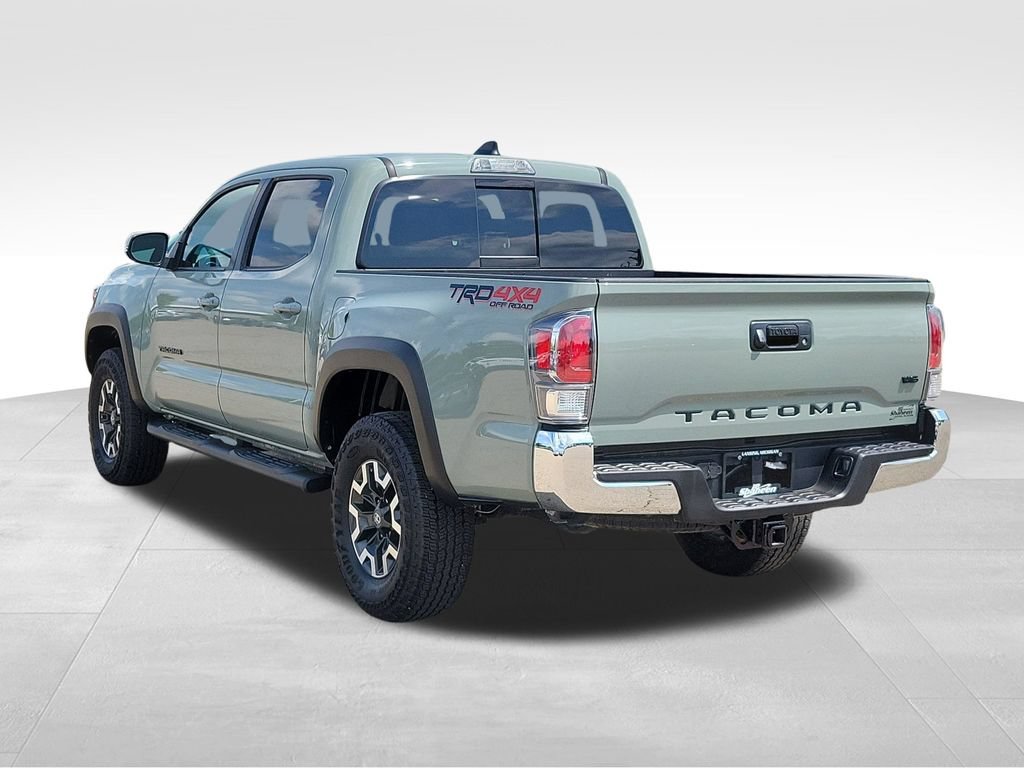 Used 2023 Toyota Tacoma TRD Off-Road AWD/4WD image 4