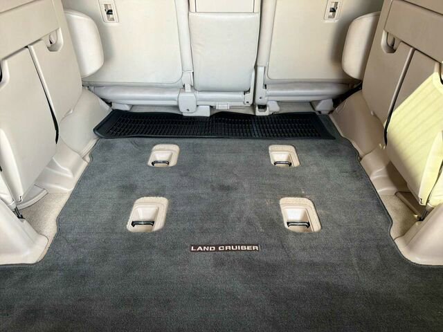 Used 2013 Toyota Land Cruiser AWD/4WD image 19