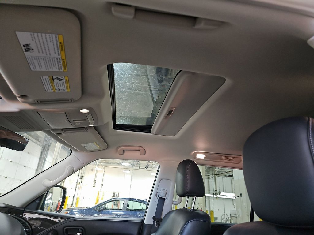 Used 2022 INFINITI QX80 Luxe w/ Cargo Package image 8