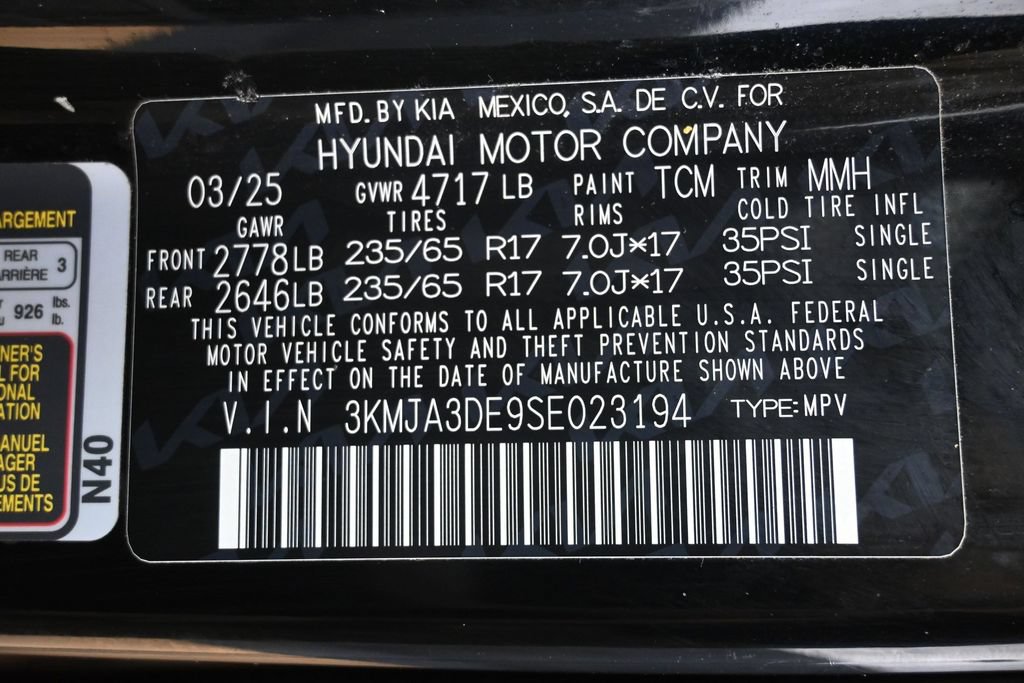 Used 2025 Hyundai Tucson SE FWD image 9