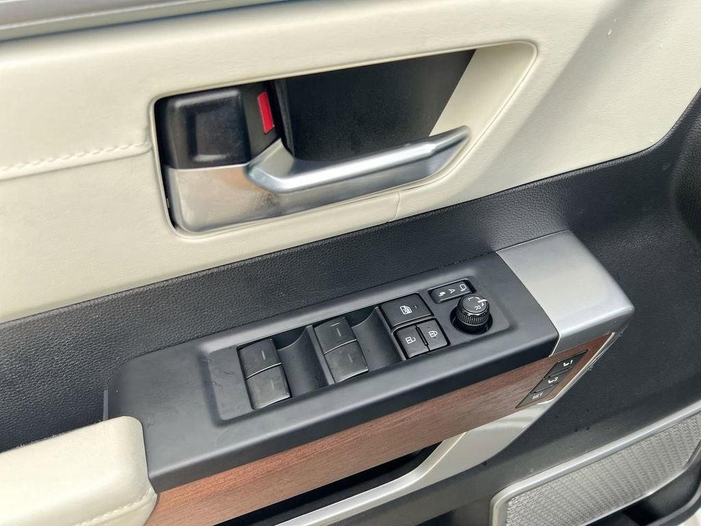 Used 2024 Toyota Sequoia Capstone RWD image 11
