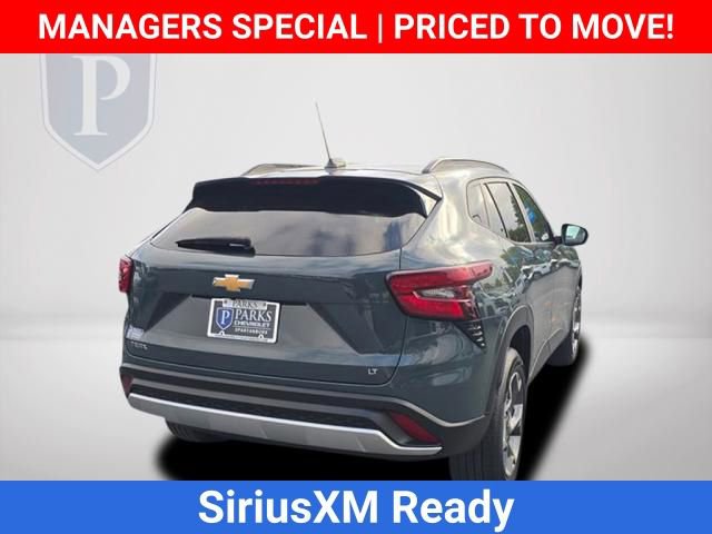 Certified 2025 Chevrolet Trax LT FWD image 9