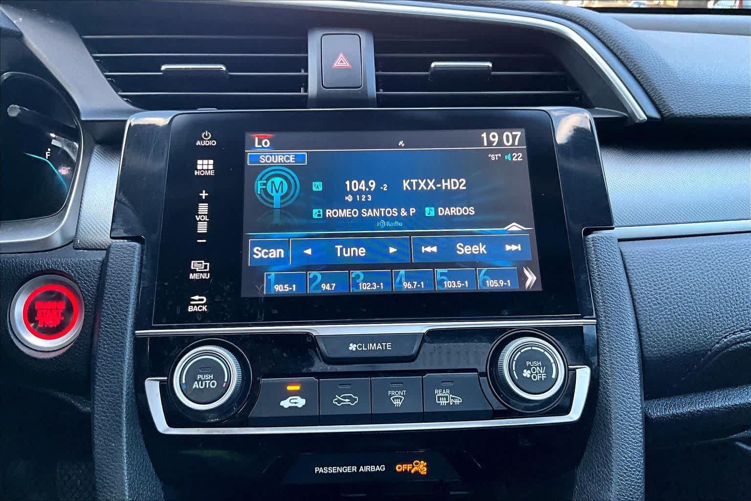Used 2018 Honda Civic EX image 32