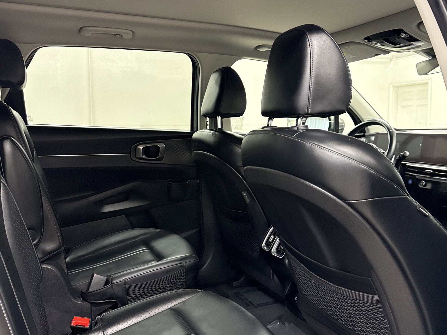 Used 2025 Kia Sorento EX w/ EX Panoramic Sunroof Package image 22