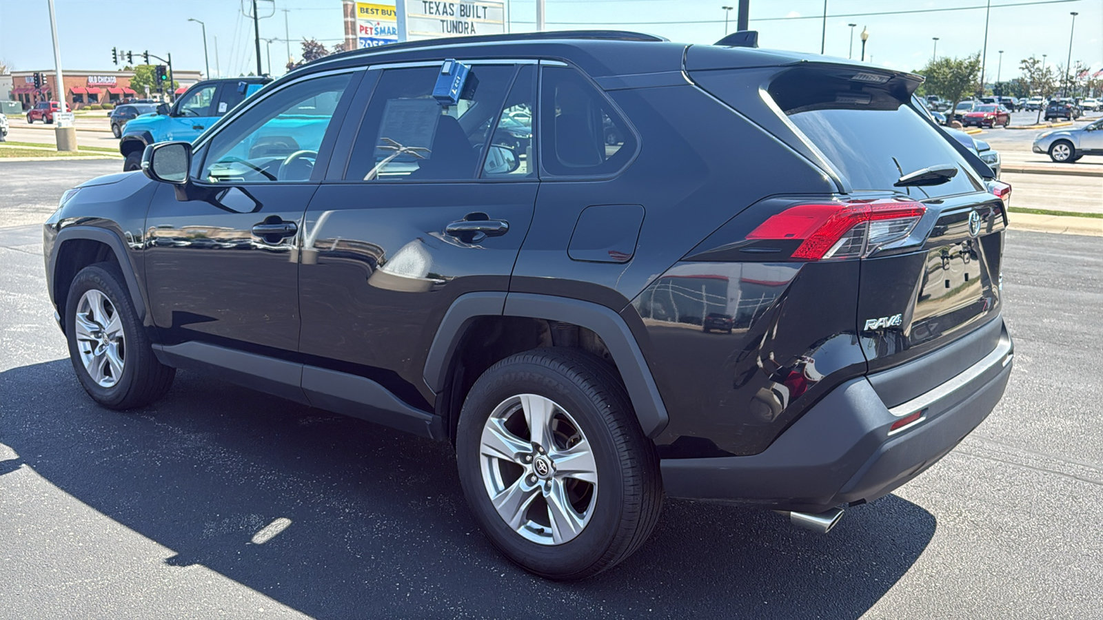 Certified 2025 Toyota RAV4 XLE AWD/4WD image 5