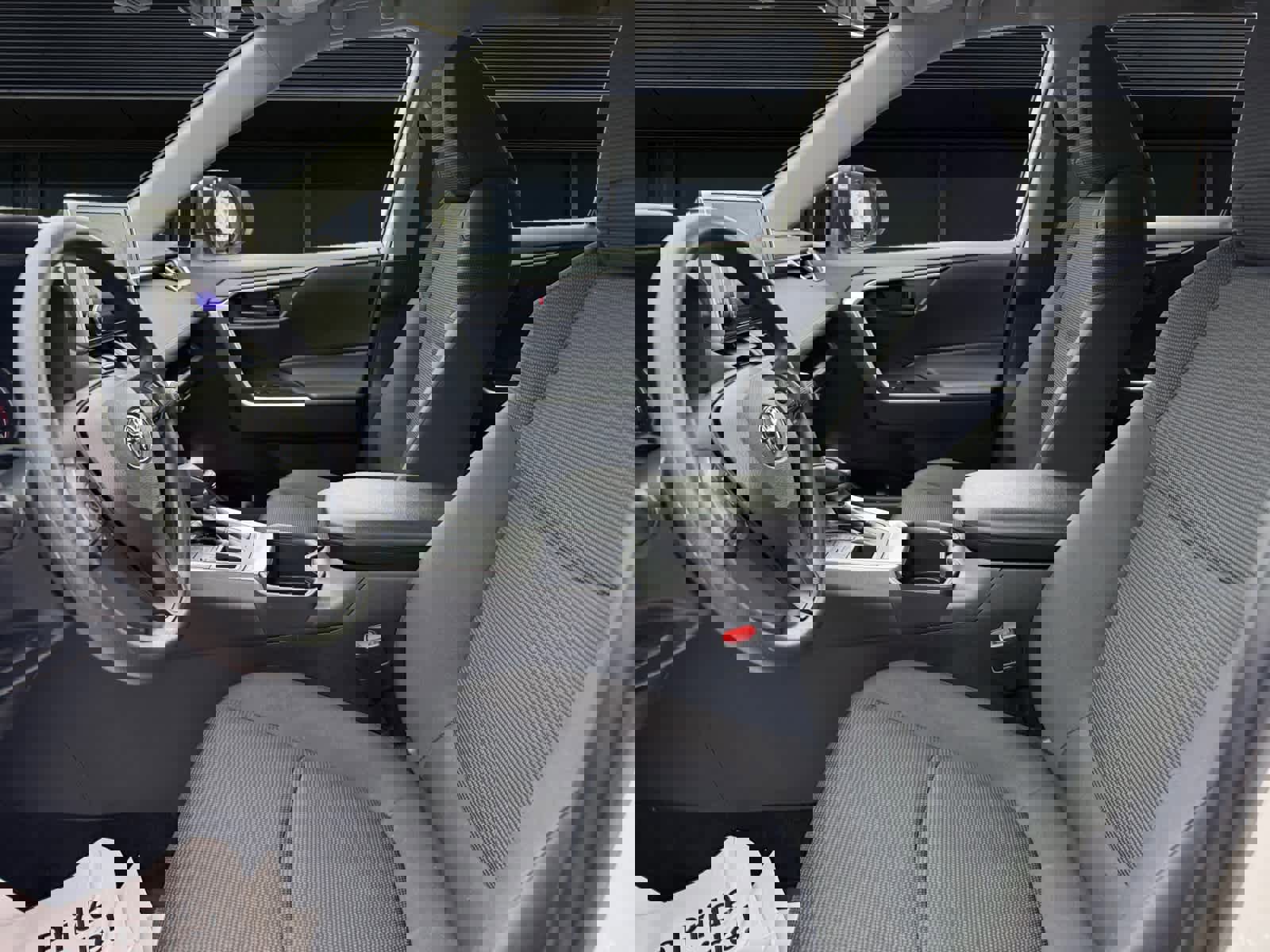 Used 2023 Toyota RAV4 LE image 2