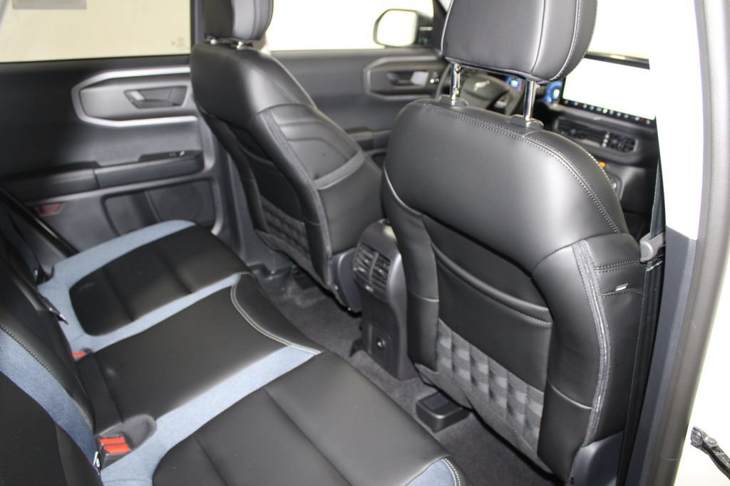 New 2025 Ford Bronco Sport Outer Banks w/ Outer Banks Tech Package+ AWD/4WD image 30
