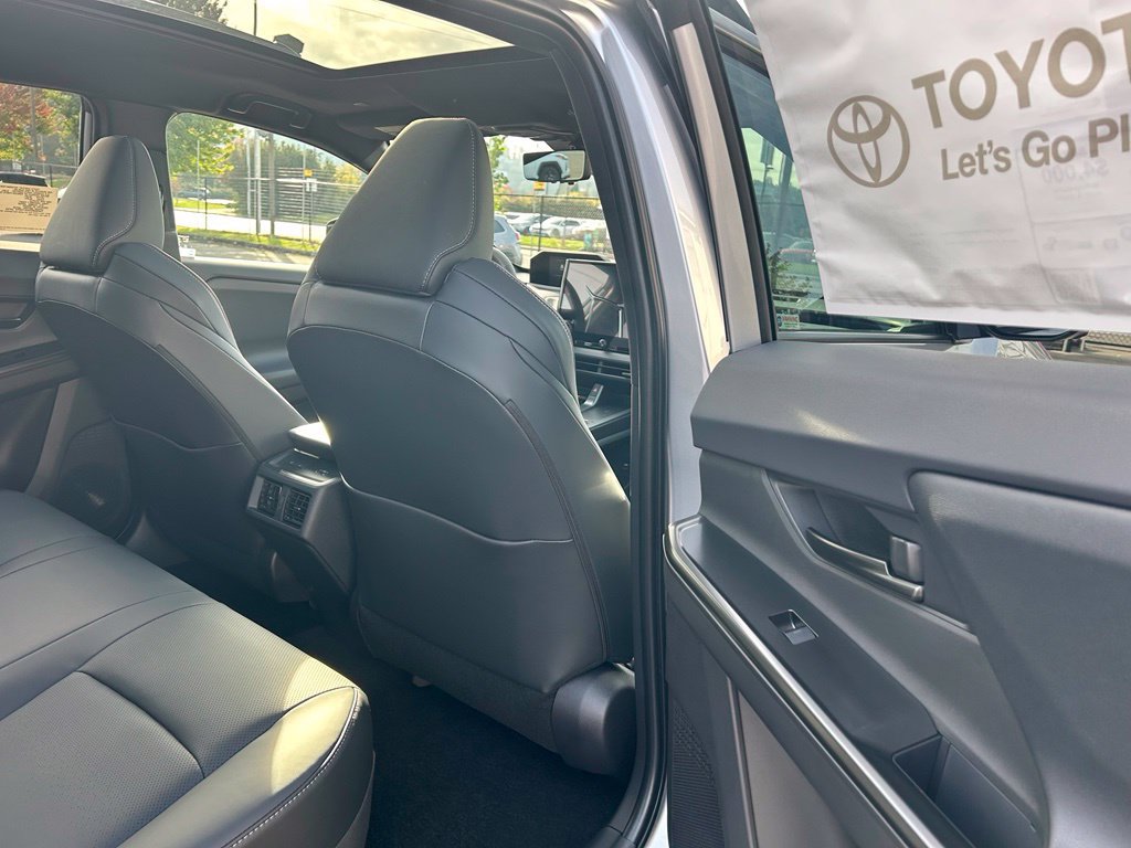 New 2027 Toyota bZ Woodland AWD/4WD image 13