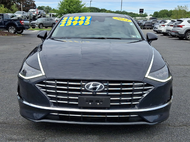Used 2023 Hyundai Sonata Limited FWD image 2