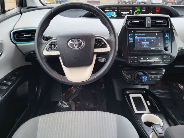 Used 2017 Toyota Prius Three image 16