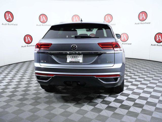 Used 2023 Volkswagen Atlas Cross Sport SE w/ Panoramic Sunroof Package image 7