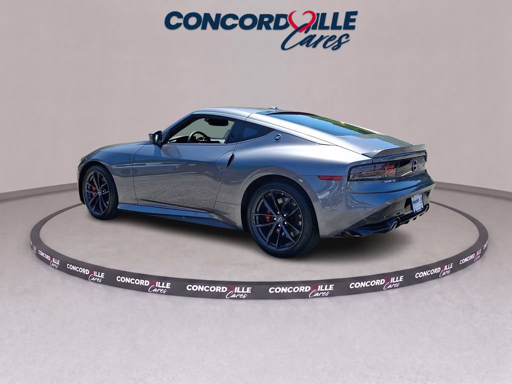Certified 2025 Nissan Z Performance w/ Floor Mat Package RWD image 5