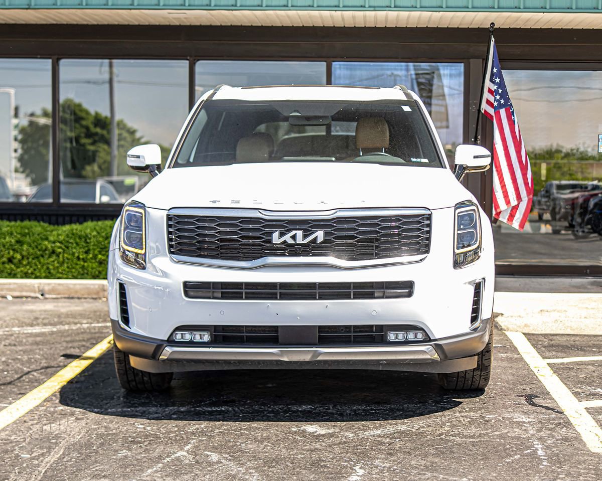 Used 2022 Kia Telluride SX w/ Towing Package FWD image 2
