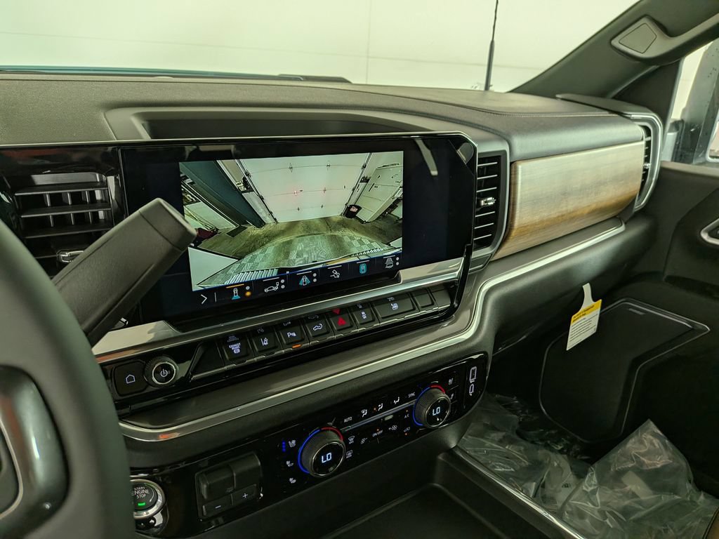 New 2026 Chevrolet Silverado 2500 High Country w/ High Country Premium Package AWD/4WD image 22