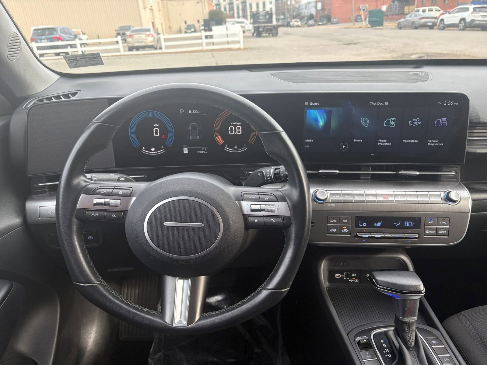 Used 2025 Hyundai Kona SEL image 34