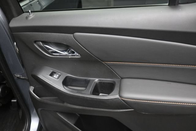 Used 2021 Chevrolet Traverse LT FWD image 37