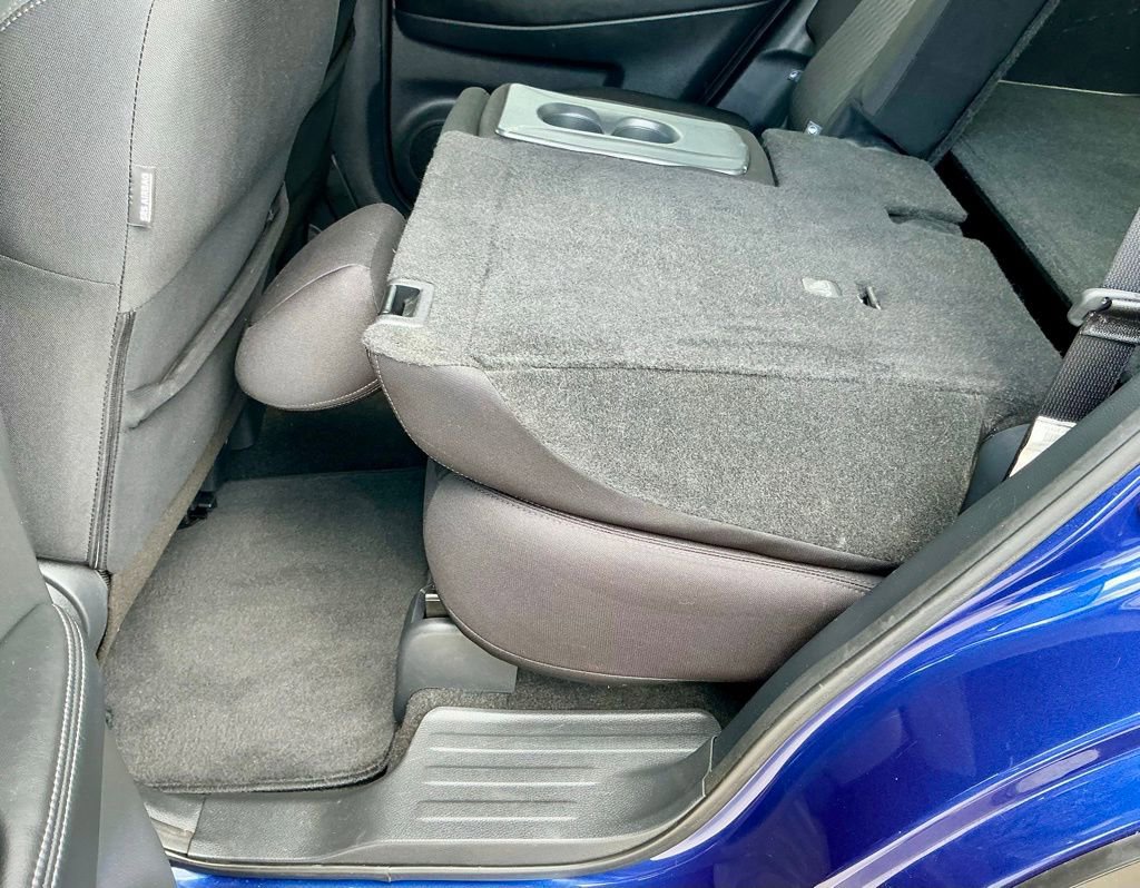 Used 2019 Nissan Rogue S w/ Special Edition Package FWD image 28